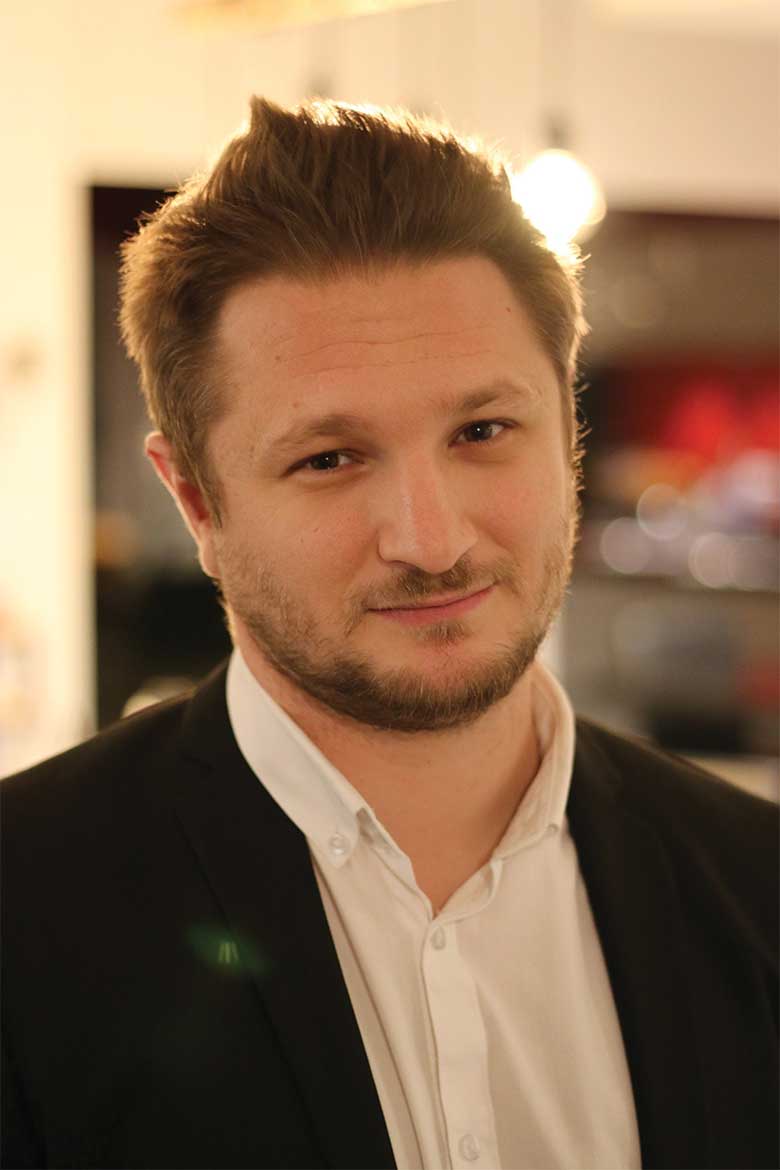 Image default